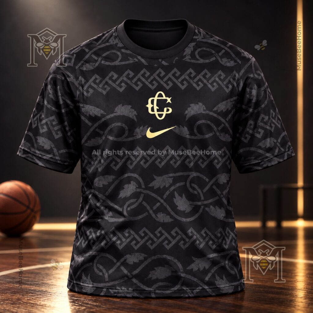 Club Deportivo Guadalajara pre-match T-shirt - front view with gold emblem and patterned design